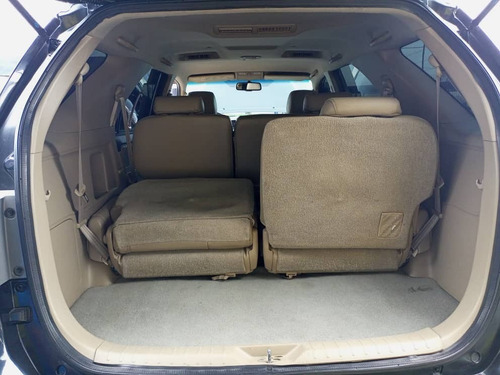 Imagen 14 de 16 de Toyota Fortuner Sr