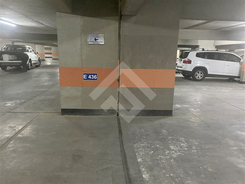 Estacionamiento En Arriendo En Providencia