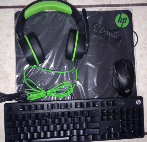 Kit Téclado Y Mouse Omen Con Audífonos. Y Tapete Hp Nuevo