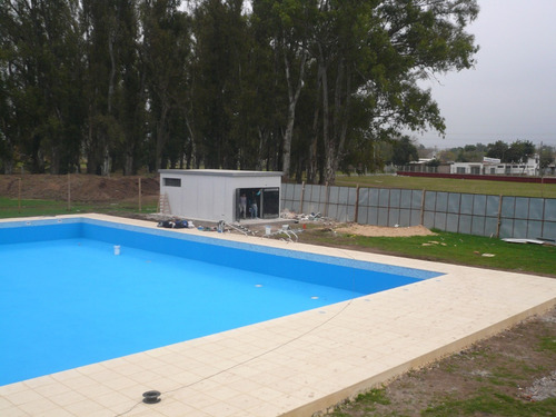 Imagen 7 de 8 de Pintura Para Piscinas 10m2 Celeste Pacifico Por 1 Litro