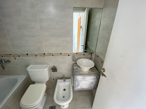 Imagen 9 de 18 de Departamento - Caseros