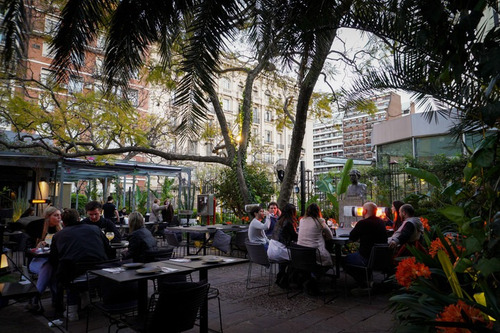 Monoambiente En Moderno Edificio Lovely Caballito / Sobre Calle Mexico