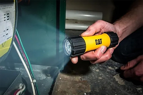 Imagen 5 de 6 de Linterna Led Alta Potencia Cat Caterpilar Ctracknb 200 Lumen