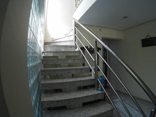 Sobrado Com 155 M² Sendo 3 Suítes, 4 Bagas À Venda Por R$ 795.000 - Vila Homero Thon - Santo André/sp - So0425
