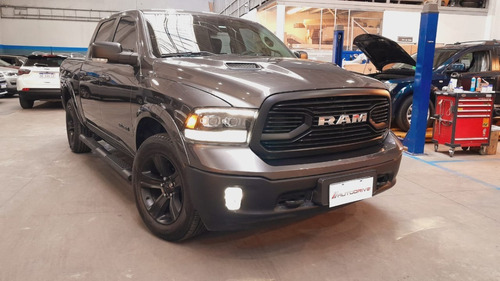 Imagen 3 de 25 de Ram 1500 Laramie 5.7 V8 At8 2022