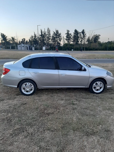 Renault Symbol 1.6 Connection