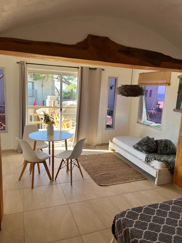 Imagen 18 de 28 de En Venta - Hermoso Complejo De 4 Apartamentos Con Piscina En Punta Del Diablo