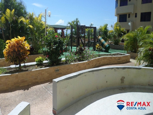 Imagen 3 de 14 de Se Vende Apartamento Amplio Con Terraza, Planta Baja, En Tucacas, Residencias Náutico.
