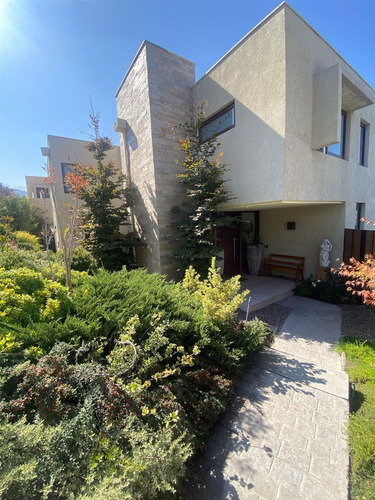 Condominio Av Los Litres/cercano Colegio Montetabor, Everest