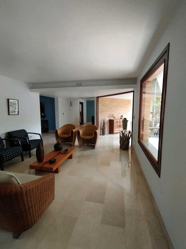 Venta De Casa Quinta En Santa Sofia