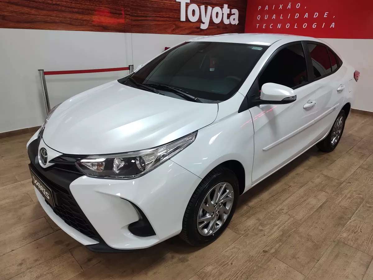 Yaris Sedan Xs 1.5 (flex) (aut)