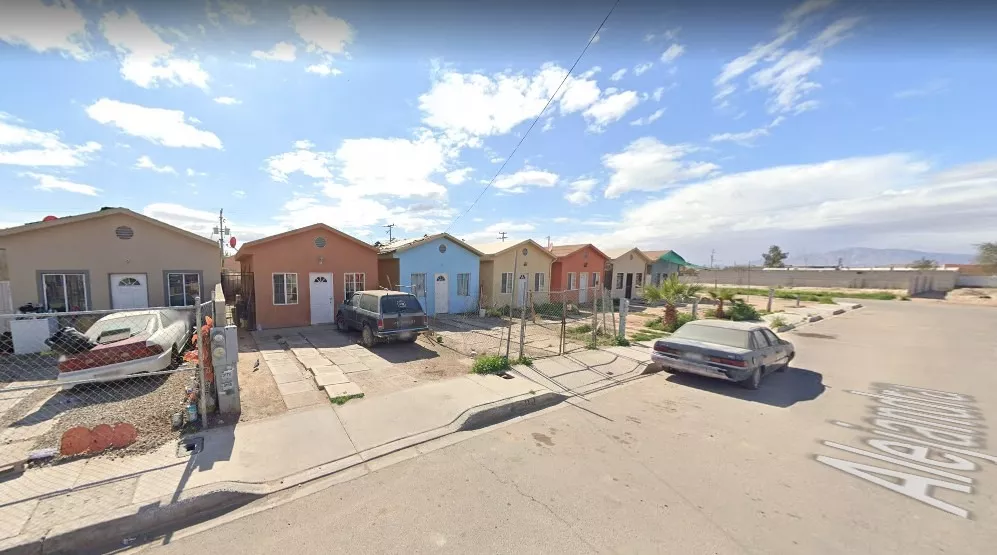 Casa En Venta Atraves De Ramate Bancario ** No Se Acepta Ningun Tipo De Creditos ** Fracc. Las Magdalenas, Mexicali, Baja California, 2 Recamaras, 2 Baños, 2 Estacionamiento. Camt