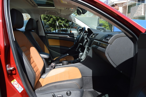Volkswagen Passat 2018 V6 Rojo
