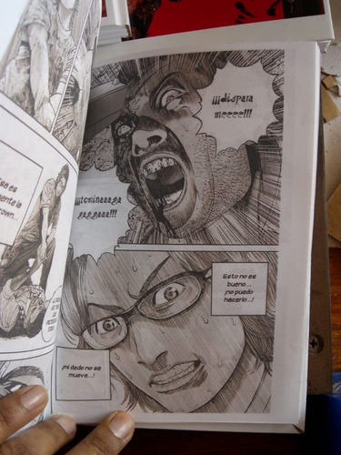 Imagen 4 de 7 de Resident Evil Heavenly Island Manga En Español 5 Tomos