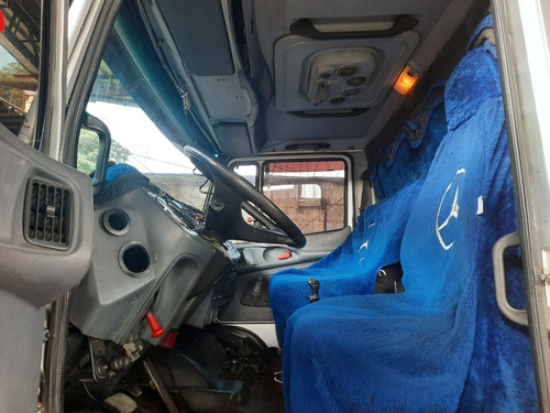 Mercedes Benz 1620