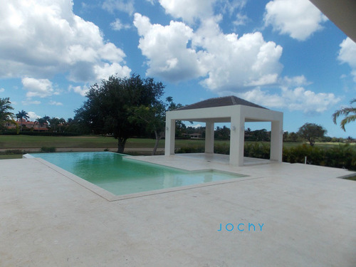 Imagen 11 de 14 de Jochy Real Estate Vende Villa En Casa De Campo, La Romana