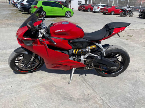 Ducati Panigale 899 Abs