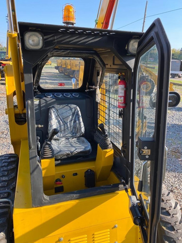 Imagen 6 de 15 de Minicargadora 50hp - Sinomach Nw50 - Cabina Cerrada Y Aa