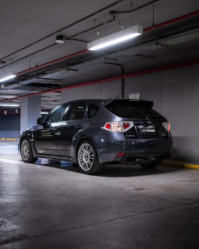Subaru Impreza 2.5 Sedan Sti-300 Mt