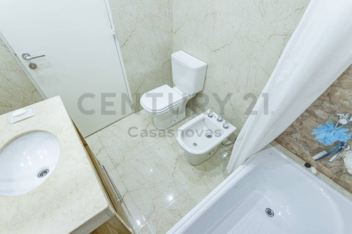 Imagen 22 de 29 de Venta Recoleta - Pza Vte Lopez - Exclusivo Piso 2 Dormitorios - Excelente Estado
