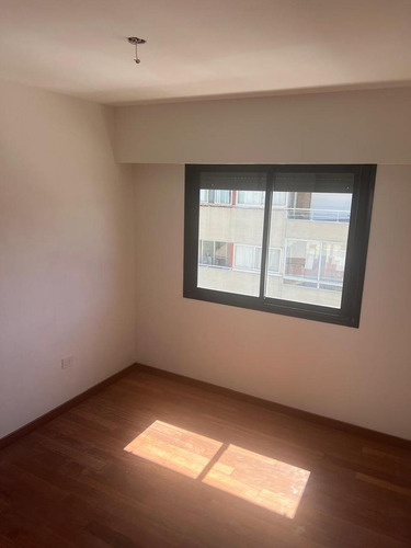 Departamento En Barrio Martin