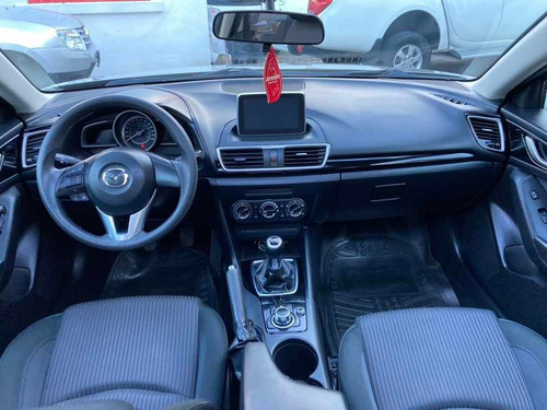 Imagen 10 de 15 de Mazda 3 2016 2.0 I Touring Mt