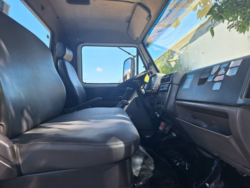 Volks 5.150 Ano 2015 Cesto Aéreo Alcance 10 Mts R$ 198.000