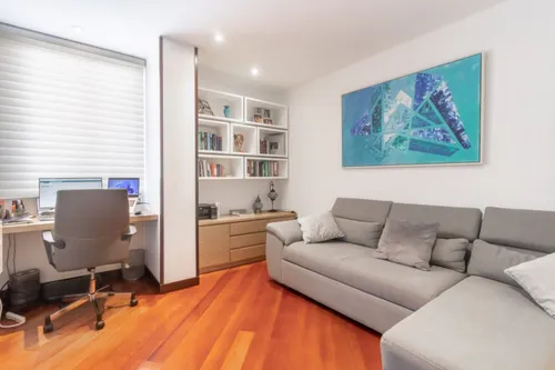Apartamento En Venta En El Chicó. Cod V8308
