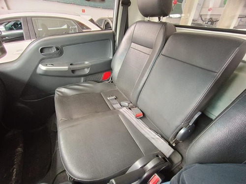 Kia Bongo 2.5 TD DIESEL STD CS MANUAL