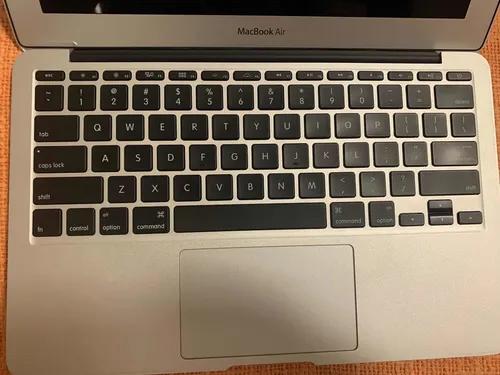 Apple Macbook Air 11 Polegadas Mid 2011 1.6ghz 64gb 2gb Ram