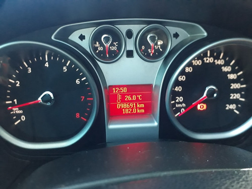 Imagem 6 de 7 de Ford Focus 2009 2.0 Glx 5p