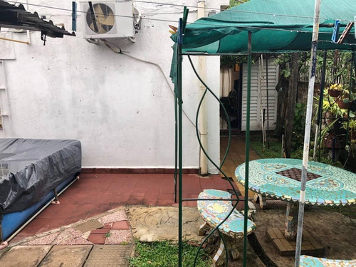 Imagen 2 de 14 de Venta Casa 3 Amb En Moron. - Falucho 764