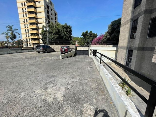 Imagen 26 de 30 de Apartamento En Venta Este Barquisimeto, Cerca De Avenida Abogados, Amplio Patio, Info. 0424-5325471, Codigo 22-22704 Mf