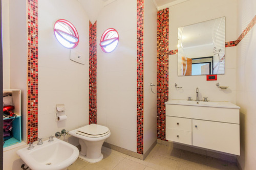 Venta Casa 5 Ambientes Cochera Y Patio - Liniers - Apto Credito