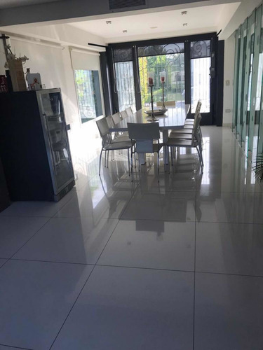 Imagen 9 de 25 de Venta De Casa En Echeverria Del Lago - Canning