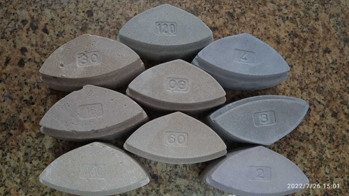 Imagen 1 de 7 de Prismaticos Piedras Para Pulir Pisos Granito Y Marmol