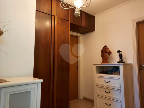 Imagem 20 de 30 de Sobrado Com 4 Quartos Em Bolsão Residencial - Reo622604