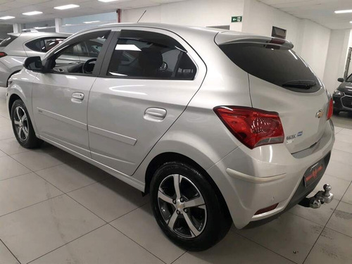 Chevrolet Onix 1.4 MPFI LTZ 8V FLEX 4P AUTOMÁTICO