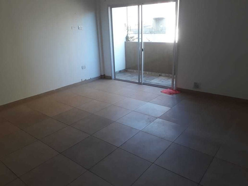Imagen 3 de 13 de Ph En Venta En Lanús Oeste