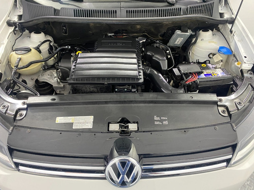 Imagen 13 de 13 de Volkswagen Suran 1.6 Highline Mt 2016-imolaautos