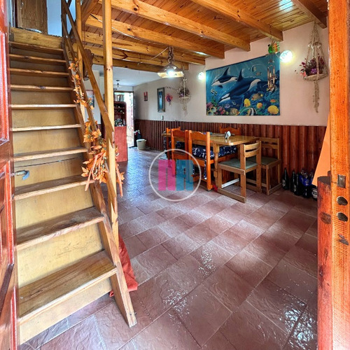 Duplex En Costa Azul Al Frente, Espacio Vehicular Propio, Patio Con Parrilla Y Lavadero. Urquiza 578