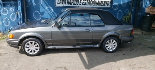 Imagem 2 de 12 de Ford Escort Xr3 Conversív