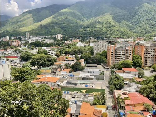 Se Vende Apartamento 165m2 Los Palos Grandes 3898
