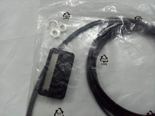 Fibra Optica Omron Mod. E32-cc200 Para Switch Fotoeléctrico
