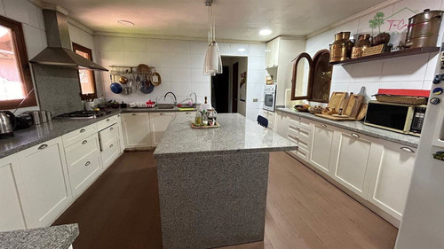 Casa En Parcela En Arriendo De 4d/3b En Calera De Tango