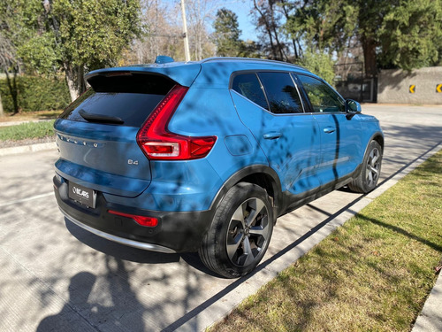 Volvo XC40 B4 Plus 2.0