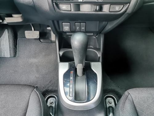 Imagen 8 de 13 de Honda Fit Hit 0752