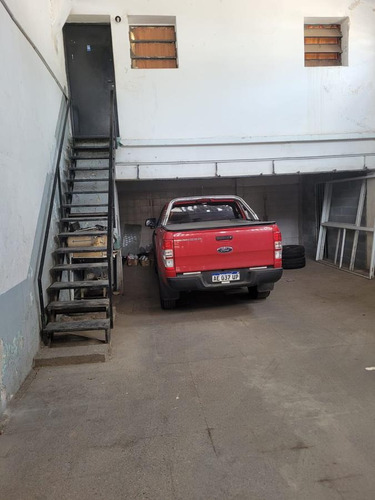 Imagen 5 de 6 de Venta Córdoba - Sobre Calle La Plata , Barrio Juniors 11 Cocheras, Mono Ambiente Y Depósito.