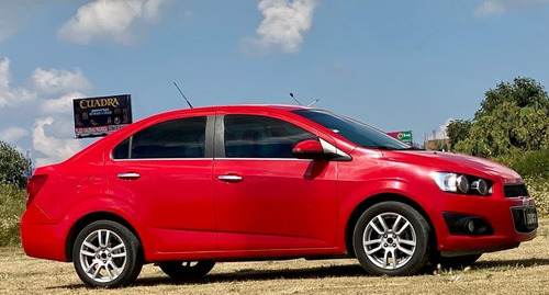 Imagen 7 de 11 de Chevrolet Sonic Ltz 2017 At Rojo A Crédito