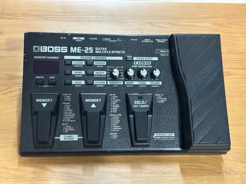 Pedaleira Boss Me-25 Multiefeitos Para Guitarra Usb Loop